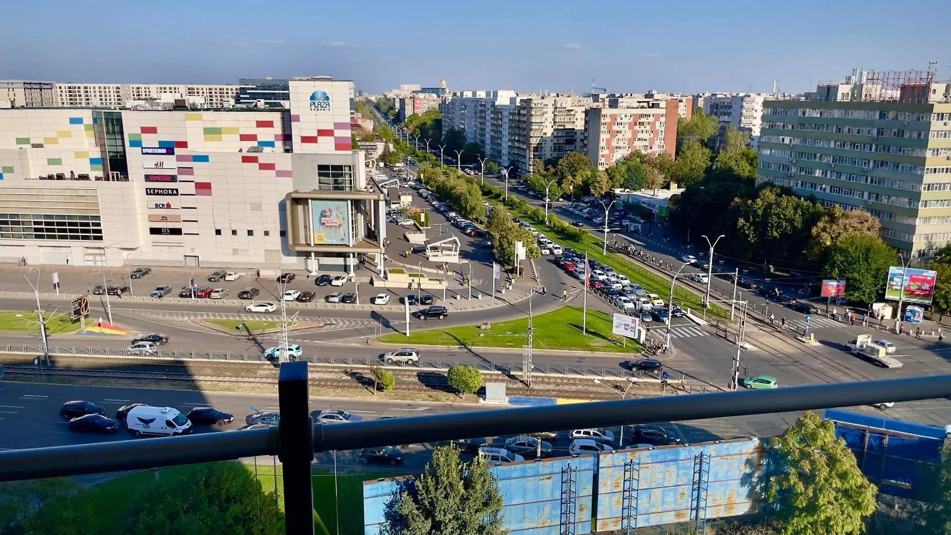 Piazza Vista - Granvia Park Apartment Bucharest